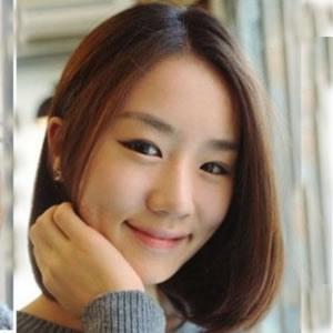 三种脸型不适合斜刘海 斜刘海适合什么脸型-第5张图片-波音达百科