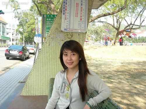 孟庭苇《没有情人的情人节》的歌词内容你知道吗?-第4张图片-波音达百科