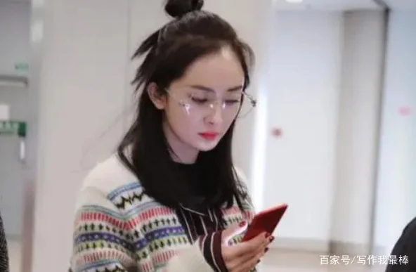杨幂被潜规则过吗(杨幂是潜规则出来的吗?)-第13张图片-波音达百科