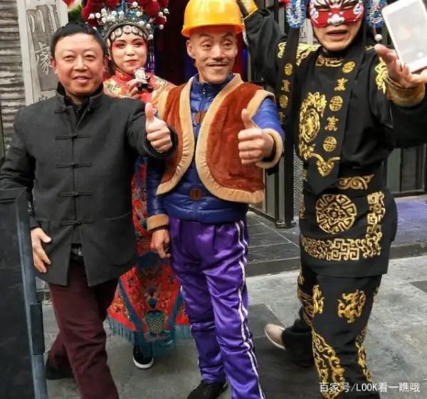光头强什么时候结婚(光头强的老板为什么不给光头强发工资?)-第10张图片-波音达手游百科