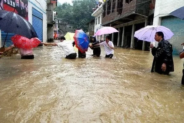 南方多地将迎大暴雨,这种天气会持续多久?-第11张图片-波音达手游百科