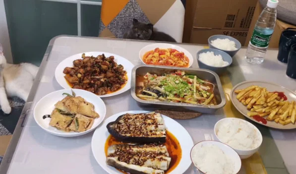 西餐与中餐的区别都有哪些?中餐和西餐的区别是什么 中餐和西餐有什么不同-第4张图片-波音达百科