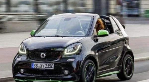 奔驰 *** art跑车的价格是多少(奔驰 *** art前当风波离价格)-第1张图片-波音达百科