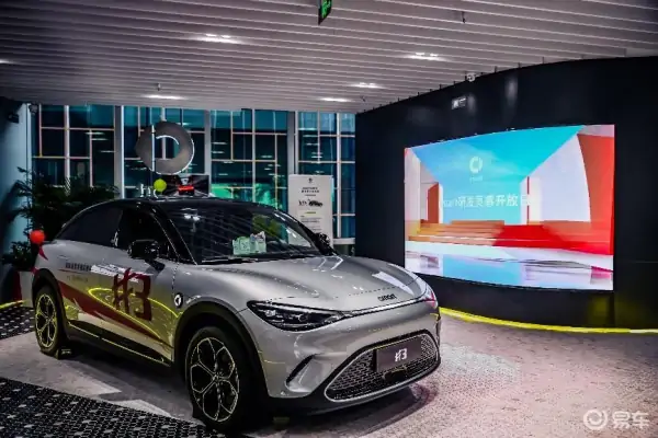 奔驰 *** art跑车的价格是多少(奔驰 *** art前当风波离价格)-第2张图片-波音达百科