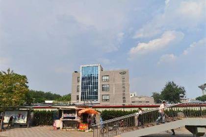 上海市闵行区浦江镇镇长是谁?上海市闵行区浦江镇的邮编是多少啊-第1张图片-波音达百科