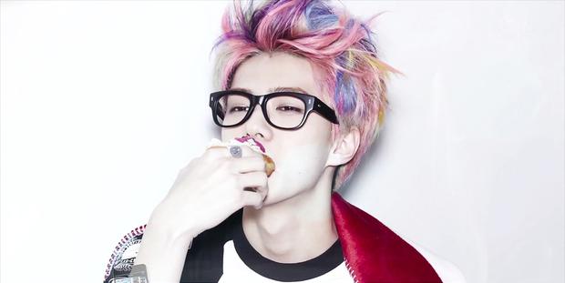 exo 狼与美女专辑的图片 可以给我吗(exo狼与美女 那个女主角是谁呀?)-第38张图片-波音达百科