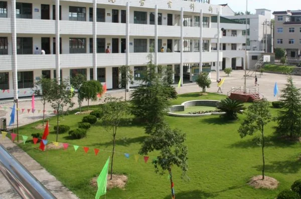 广州的从化华夏学院环境好吗?广州从化华夏学院是正规学院吗-第1张图片-波音达百科