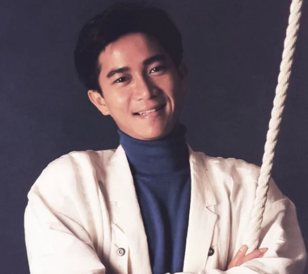 陈百强偏偏喜欢你有日语版吗?陈百强偏偏喜欢你的歌词欣赏-第11张图片-波音达百科