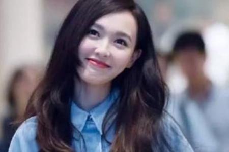 唐嫣产后首次复出和杨幂同框,为何全程没有交流?-第7张图片-波音达百科