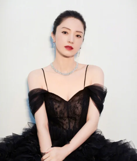 高云翔董璇婚礼直播主持是谁?董璇高云翔在哪里举行婚礼-第6张图片-波音达手游百科