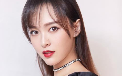 唐嫣产后首次复出和杨幂同框,为何全程没有交流?-第2张图片-波音达百科