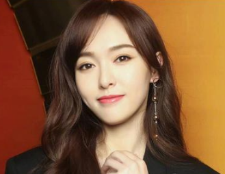 唐嫣晒女儿追剧照,她女儿追的是什么剧?该剧是谁出演的?-第9张图片-波音达百科