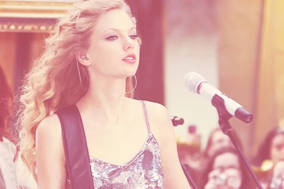 out of the woods写给谁的?-第4张图片-波音达百科