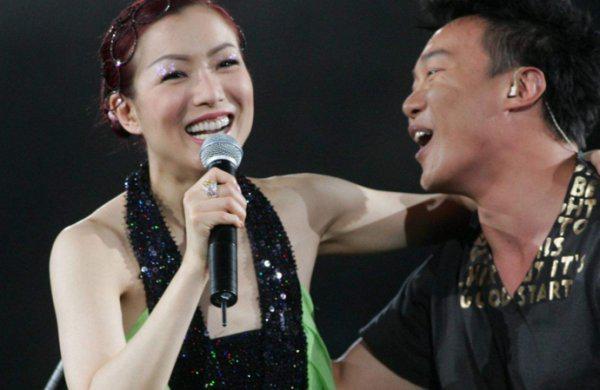 郑秀文演唱会的演唱会统计(郑秀文2009演唱会下载地址谁有。?)-第3张图片-波音达百科