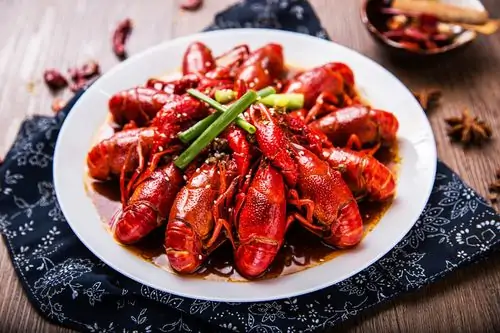 麻辣小龙虾是什么地方的菜 麻辣小龙虾是哪里的菜系呢-第5张图片-波音达百科