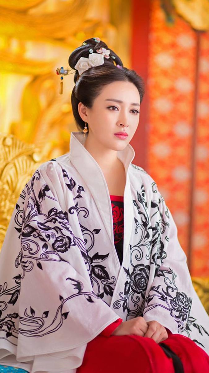 为何刘娥一生专宠(刘娥历史原型虽是二婚却宠冠后宫)-第5张图片-波音达百科