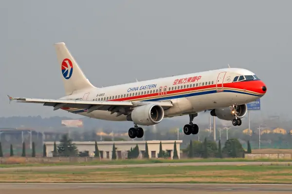 mu5735航班号还在吗?东航mu5735航班满员多少人?-第13张图片-波音达百科