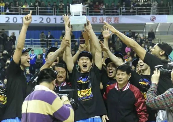 cba总决赛是在什么时候呢?2013 cba总决赛的比分-第4张图片-波音达百科