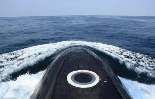 潜艇是个好兵种吗?为什么说潜艇兵是所有兵种里最辛苦的-第12张图片-波音达百科