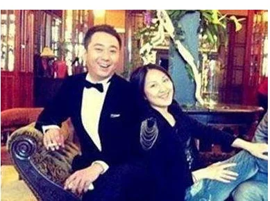 王自健前妻回应家暴,为何过了这么久才发声?-第10张图片-波音达手游百科