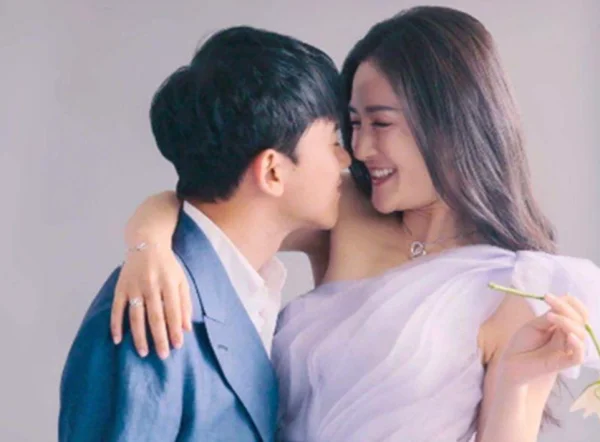 这是张杰谢娜在哪个节目上?张杰谢娜一起参加一个节目-第16张图片-波音达百科