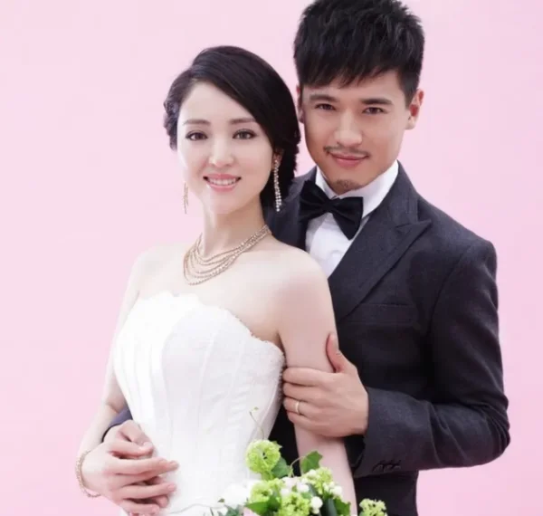 高云翔董璇婚礼直播主持是谁?董璇高云翔在哪里举行婚礼-第5张图片-波音达手游百科