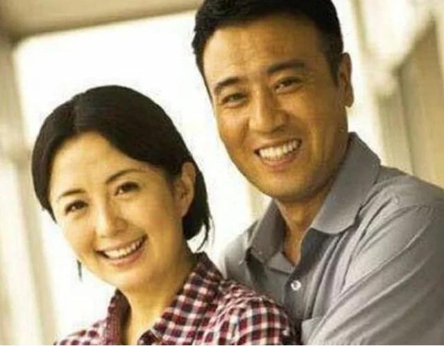 于和伟的原配老婆和女儿(于和伟老婆叫什么)-第11张图片-波音达百科