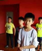 tf家族4代成员资料?tf家族每位成员资料-第3张图片-波音达百科