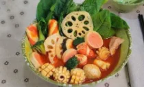 男生吃麻辣烫碗边抠出脏东西 ,为什么说麻辣烫是最脏的一种快餐?-第10张图片-波音达百科
