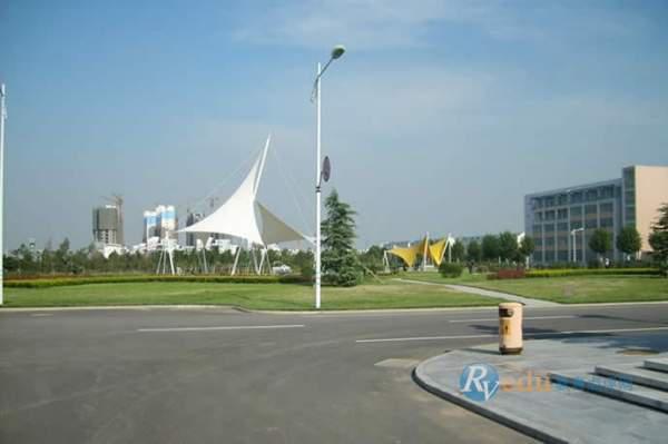 洛阳理工学院东校区有哪些系(洛阳理工学院东校区的介绍)-第1张图片-波音达百科