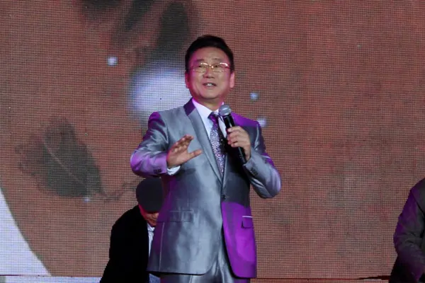 李双江前妻丁英简历曝光 李双江有几个老婆?李双江有几个孩子-第17张图片-波音达百科