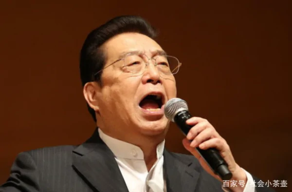 李双江儿子李贺近况(李双江的儿子李贺在哪个单位工作?)-第11张图片-波音达手游百科