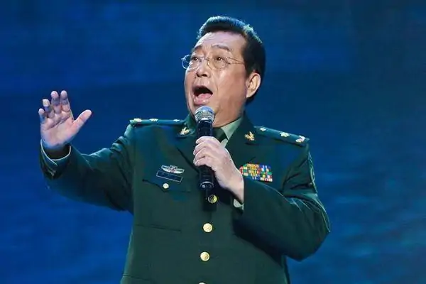 李双江儿子李贺近况(李双江的儿子李贺在哪个单位工作?)-第19张图片-波音达手游百科