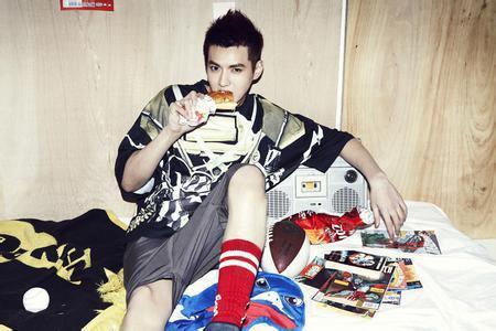 exo 狼与美女专辑的图片 可以给我吗(exo狼与美女 那个女主角是谁呀?)-第28张图片-波音达百科