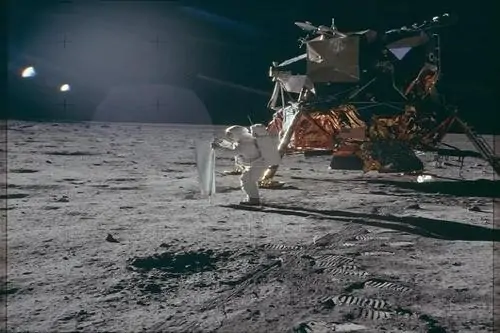 月球背面为什么去不了,月球背面隐藏着什么-第3张图片-波音达百科