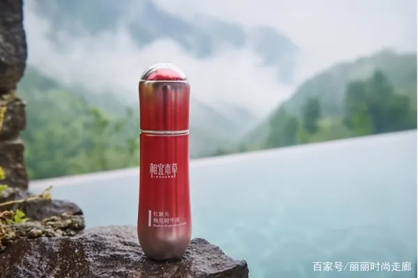 关于相宜本草的眼霜(相宜本草眼霜好用吗 相宜本草眼霜适合年龄)-第14张图片-波音达手游百科