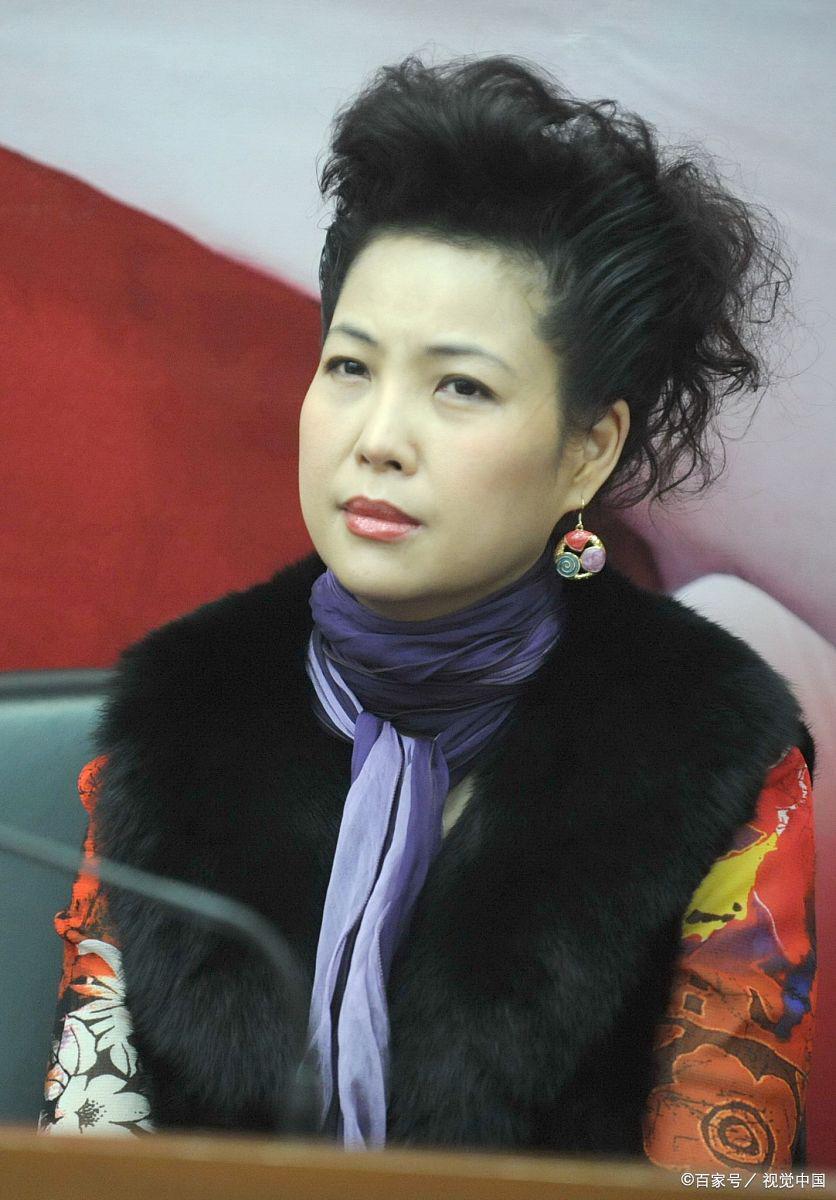 李双江儿子李贺近况(李双江的儿子李贺在哪个单位工作?)-第4张图片-波音达手游百科