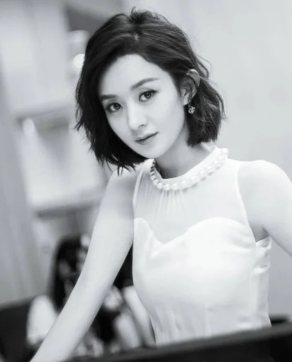 冯绍峰的爸爸是做什么的呀?冯绍峰的父亲是做什么的?-第7张图片-波音达百科