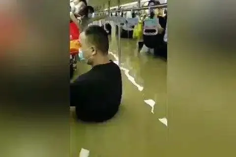 郑州地铁五号线去哪些大学(郑州地铁五号线为什么有玫瑰花?)-第5张图片-波音达百科