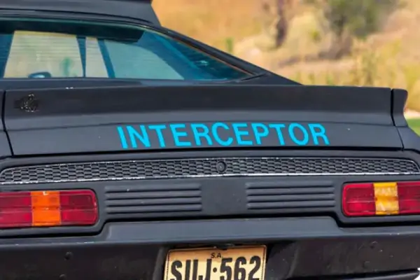 疯狂的麦克斯电影时长多少?疯狂的麦克斯电影讲述的什么?-第11张图片-波音达百科