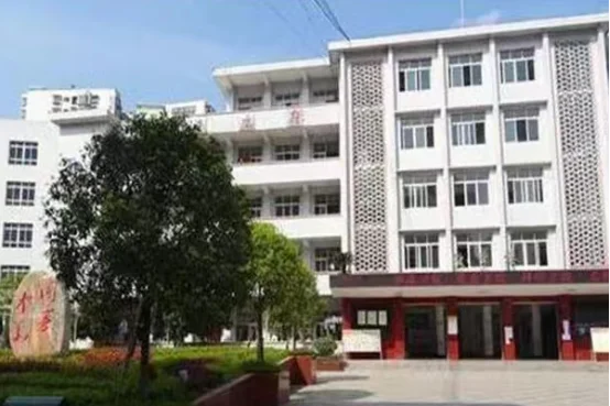 永州市铁航职业技术学校火车站怎么走(永州市海嘉中等职业技术学校好不好)-第2张图片-波音达百科