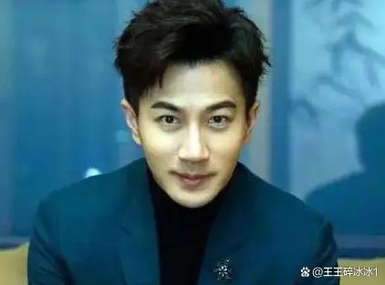刘恺威的父亲是刘丹吗?刘恺威的父亲刘丹照片-第2张图片-波音达手游百科