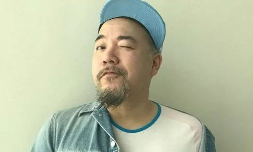 黄伟文歌词 黄伟文经典歌词(黄伟文经典歌词有哪些?)-第2张图片-波音达手游百科