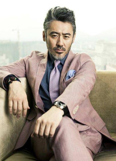 吴秀波有几段婚姻?吴秀波现任妻子是尚洁吗?吴秀波之一任妻子是谁?-第9张图片-波音达手游百科