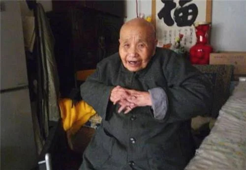 中国最后一个太监是哪个(中国最后一个太监是谁?有什么故事呢?)-第21张图片-波音达手游百科