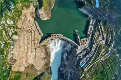 白鹤滩水电站比三峡水电站大吗(白鹤滩水电站与三峡水电站的比较?)-第3张图片-波音达手游百科