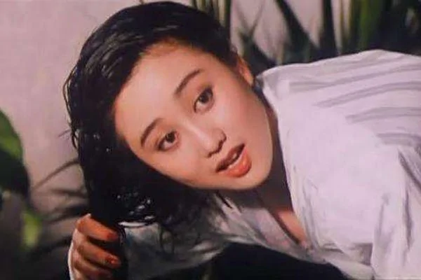 魔鬼天使哪里有看?哪里可以观看徐若瑄的电影《魔鬼天使》?下载也行。-第1张图片-波音达手游百科