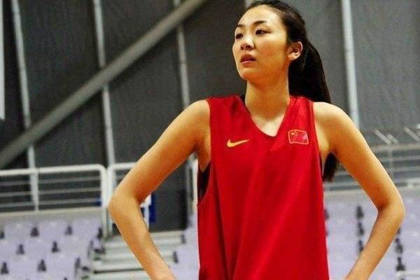 中国女篮的7号美女叫什么名字哦?科比眼中的中国女篮之一美女是谁呢?-第8张图片-波音达手游百科