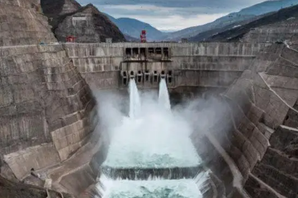 白鹤滩水电站比三峡水电站大吗(白鹤滩水电站与三峡水电站的比较?)-第2张图片-波音达手游百科