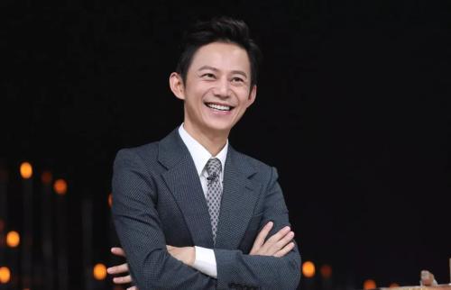 今晚金鹰颁奖晚会主持人是谁(金鹰节主持人颁奖晚会金贤重上了么)-第3张图片-波音达手游百科